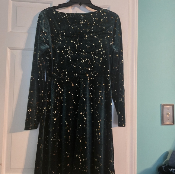 Yumi Star Foil Velvet Dress - Picture 5 of 5